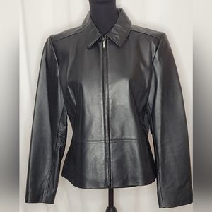 Colebrook Classics Women's Point Collar Full Zip Short Length Leather Jacket - L